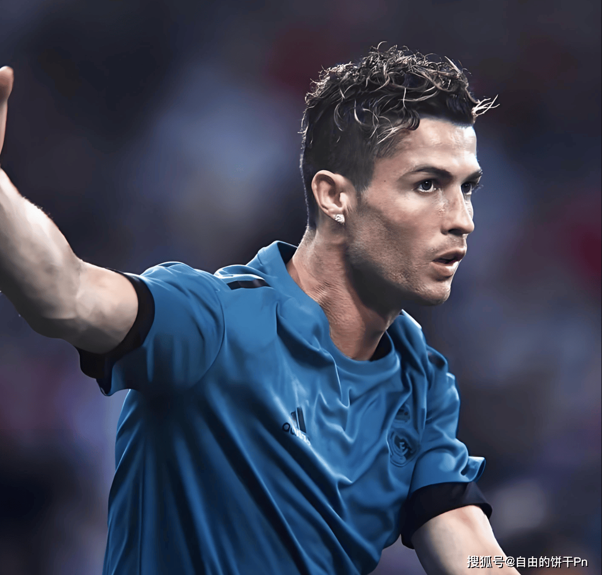 C罗力挽狂澜：上演绝杀救主豪取比赛胜利