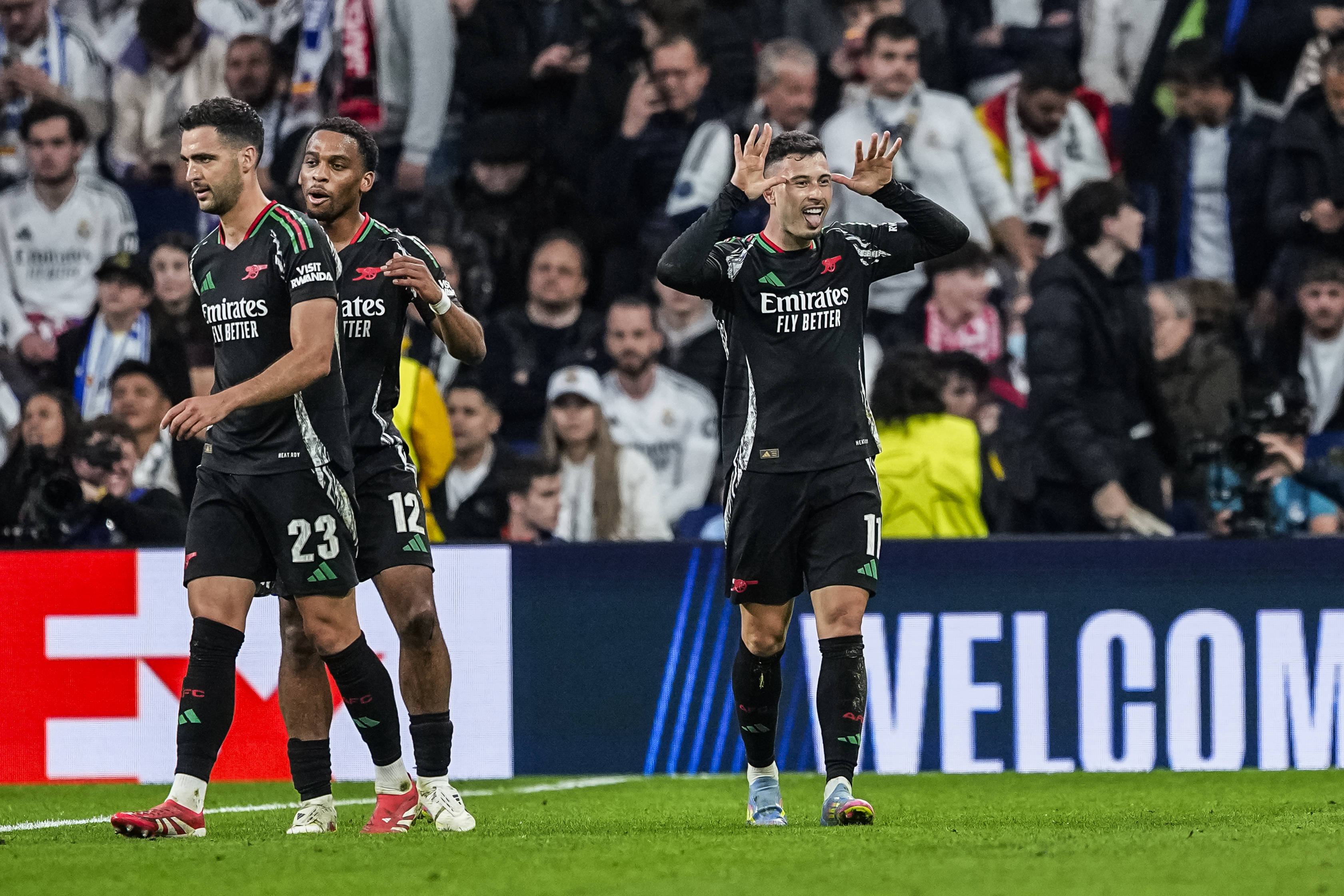 阿森纳前锋在欧冠比赛中连续进球(阿森纳前锋在欧冠比赛中连续进球几次)